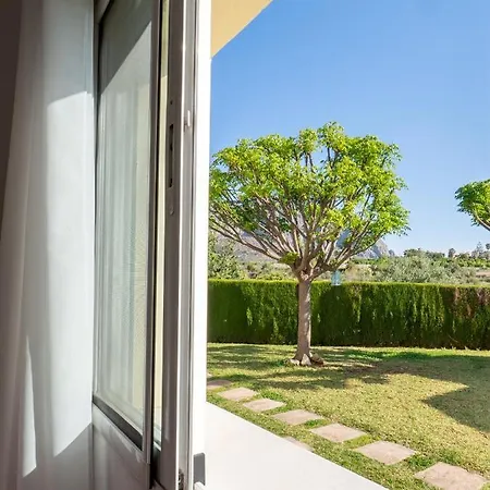 House In Private Urbanization * Beniarbeig